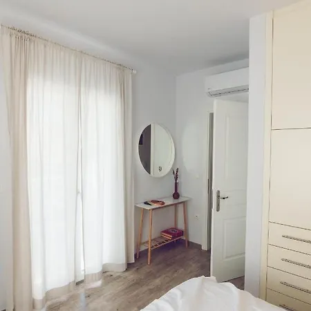 Vassiliki Skyros Island * Linaria (Skyros)